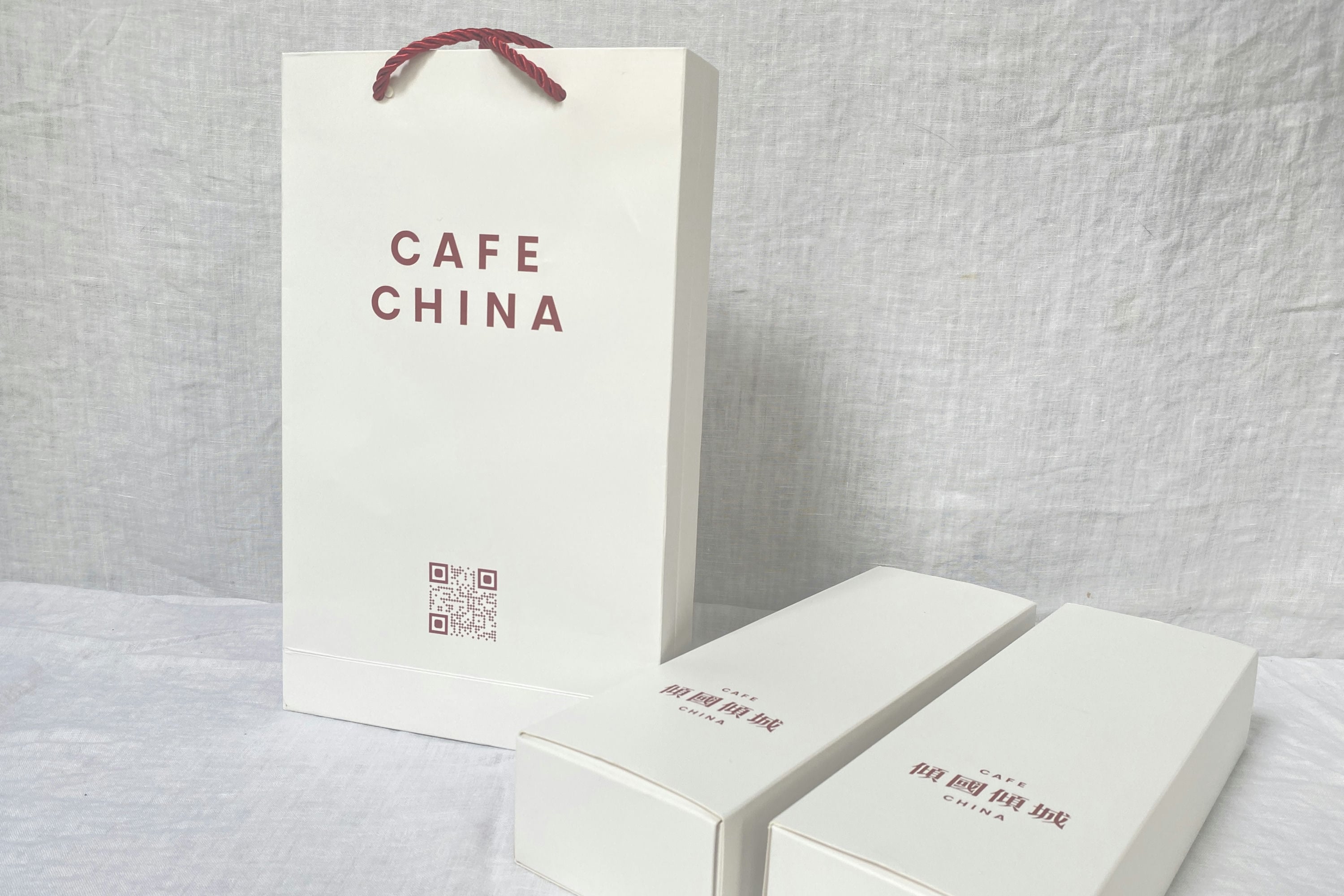 Assorted Mooncake Gift Box (4 pcs/ 8 pcs)